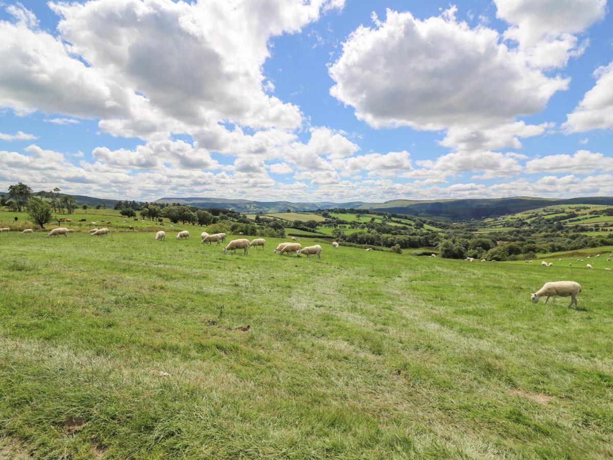 Woodland View Villa Saint Harmon Bagian luar foto